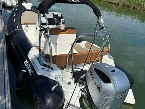 RIB Zodiac Medline 7.5 250hp