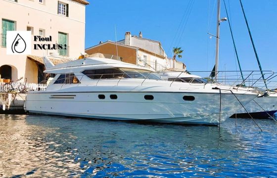 Motorboat Princess V 48 1000hp
