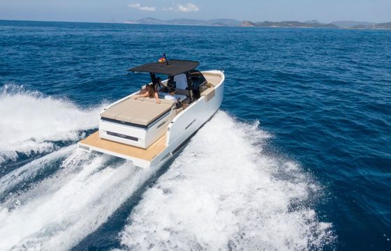 Motorboat De Antonio Yachts D28 400hp