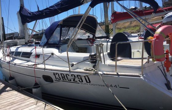 Sailboat JEANNEAU SUN ODYSSEY 44 13.34m