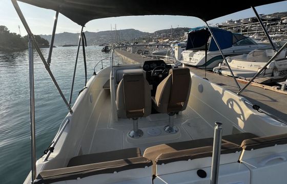 Motorboat Quicksilver Activ 675 Open 150hp
