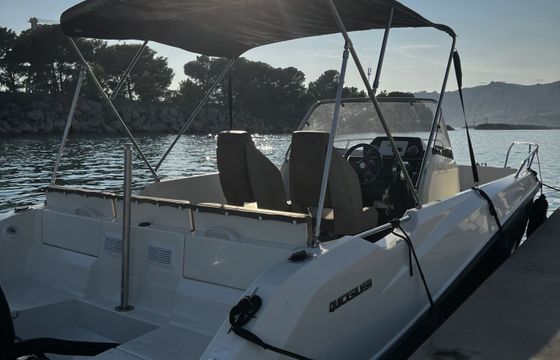 Motorboat Quicksilver Activ 675 Open 150hp