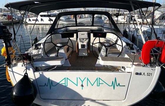 Sailboat Hanse 418 12m