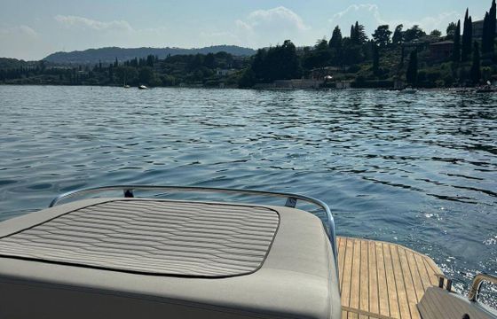Motorboat Cranchi Endurance 30 350hp