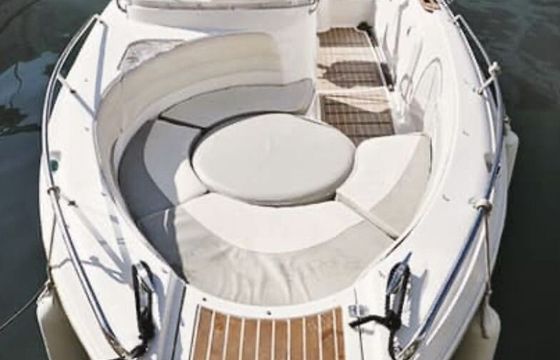 Motorboat Quicksilver 600 Commander 115hp