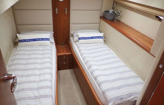 Motor yacht Sunseeker PORTOFINO53 1600hp