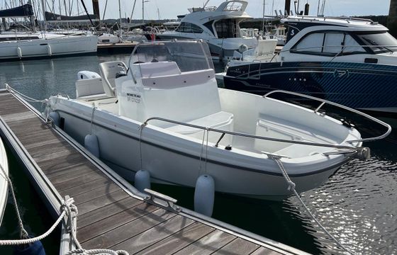 Motorboat BENETEAU FLYER 6 140hp