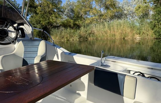Motorboat Ranieri EVO 22 200hp