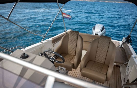 Motorboat Atlantic Marine 750 Open 250hp