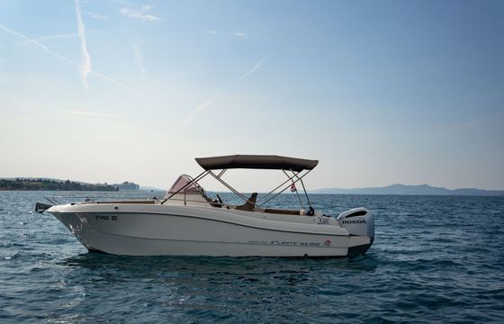 Motorboat Atlantic Marine 750 Open 250hp