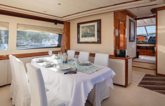 Motor yacht Ferretti 830 3600hp