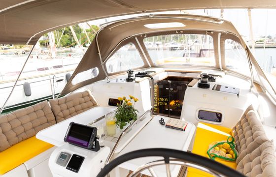 Sailboat Jeanneau SUN ODYSSEY 469 14.05m