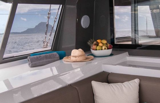 Catamaran NAUTITECH 40 OPEN 11.98m