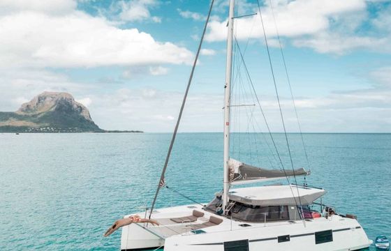Catamaran NAUTITECH 40 OPEN 11.98m