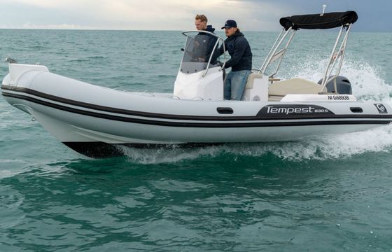 Motorboat Capelli Tempest 630 130hp