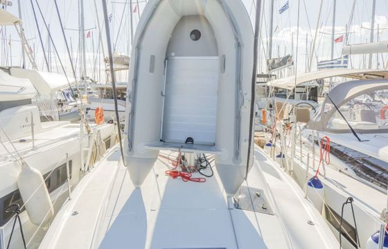 Sailboat Jeanneau Sun Odyssey 410 12.35m