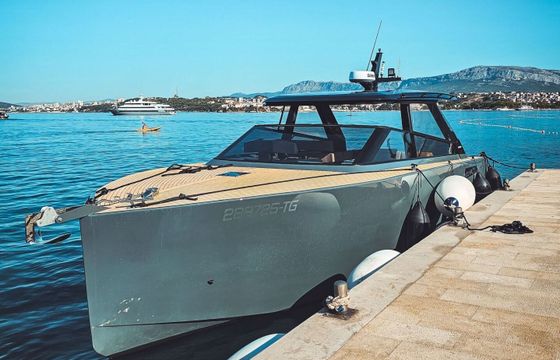 Motorboat Colnago 38 Cabin 500hp
