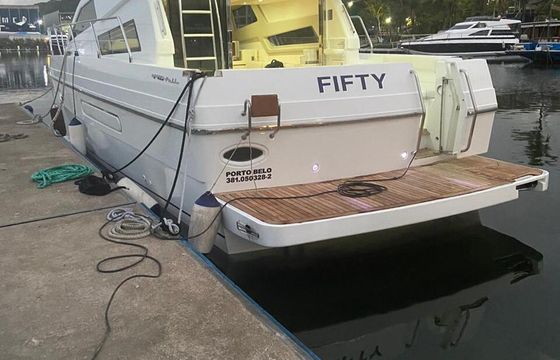 Motorboat Intermarine Intermarine 440 900hp