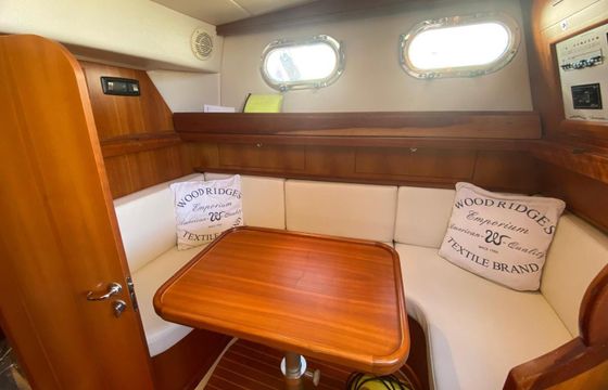 Motorboat Fratelli Aprea Sorrento 32 440hp