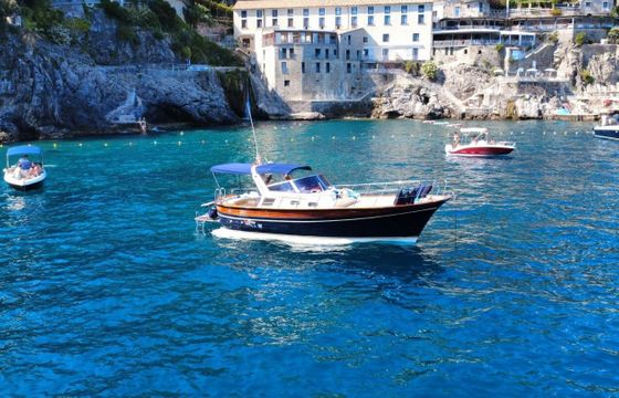 Motorboat Fratelli Aprea Sorrento 32 440hp