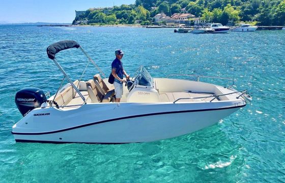 Motorboat Quicksilver active 555 115hp