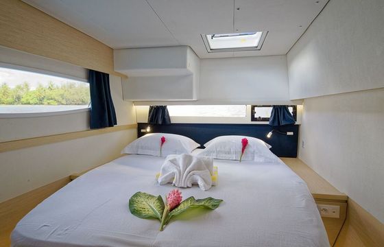 Catamaran Fountaine Pajot Saba 50 15m