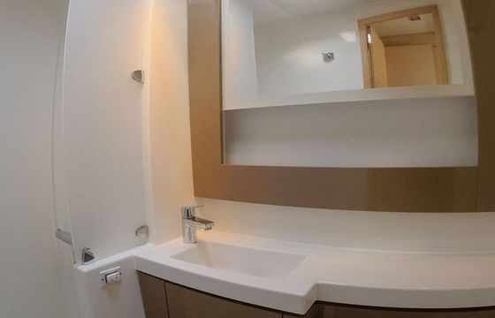Catamaran Fountaine Pajot Saba 50 15m