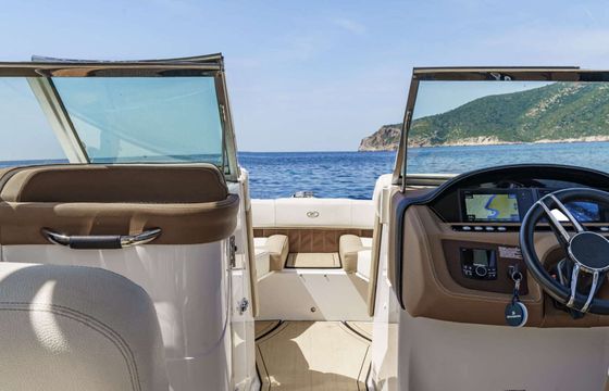 Motorboat Cobalt 23 SC