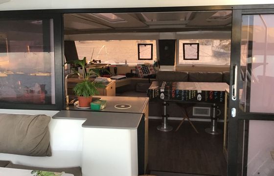 Catamaran Fountaine Pajot Helia 44 Évolution 13.5m