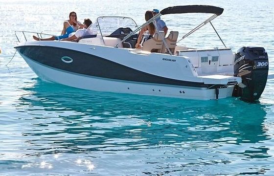 Motorboat Quicksilver ACTIV 755 SUNDECK 225hp