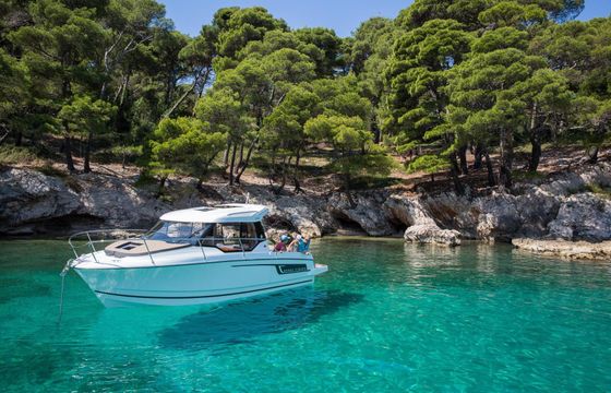 Motorboat Jeanneau Merry Fisher 795 200hp
