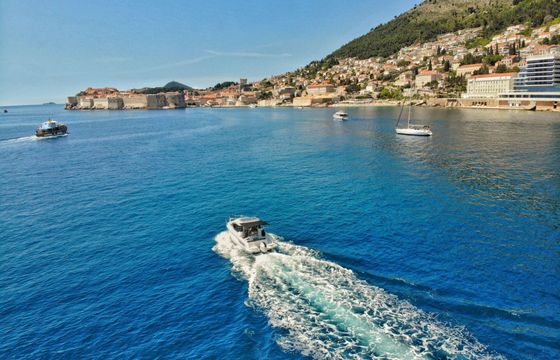 Motorboat Jeanneau Merry Fisher 795 200hp