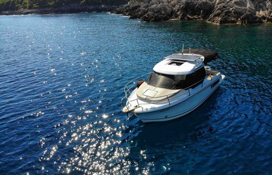 Motorboat Jeanneau Merry Fisher 795 200hp