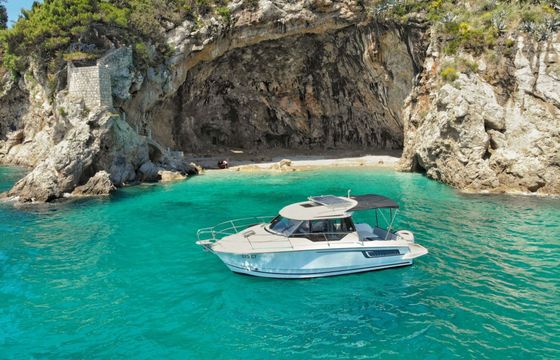 Motorboat Jeanneau Merry Fisher 795 200hp