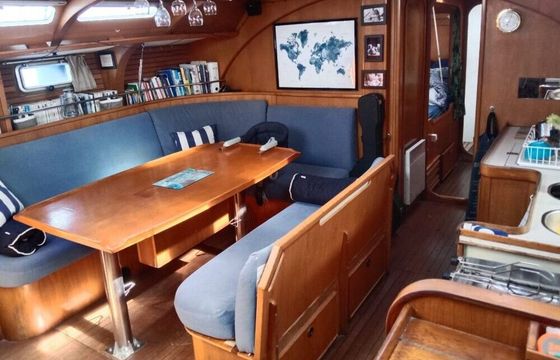 Sailboat Jeanneau Sun Kiss 14.45m