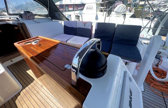 Sailboat Bavaria Yachtbau Bavaria Cruiser 46 - 4 cab. 14.27m
