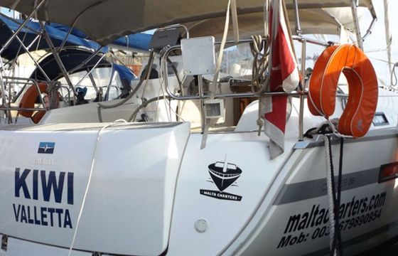 Sailboat BAVARIA CRUISER 36 11.3m