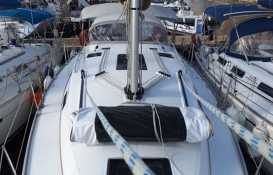 Sailboat BAVARIA CRUISER 36 11.3m