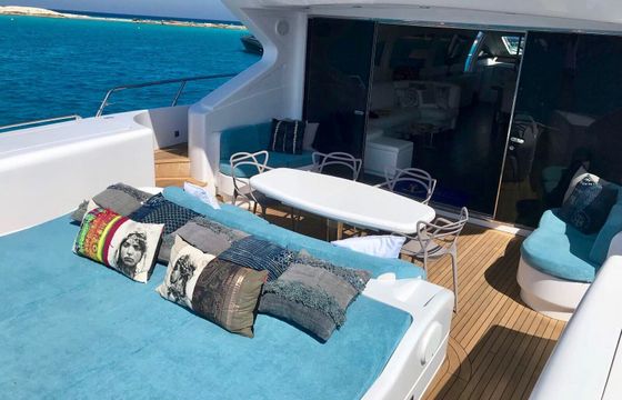 Motor yacht Mangusta 108 3000hp