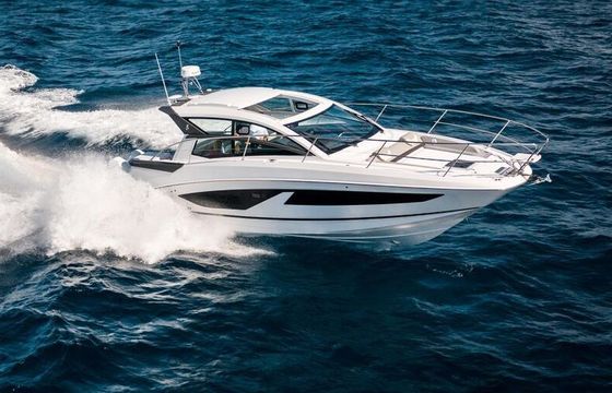 Motorboat Beneteau GRAN TURISMO 36 700hp