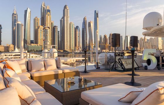 Motor yacht Italain CRN Model