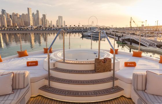 Motor yacht Italain CRN Model