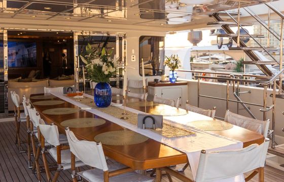 Motor yacht Italain CRN Model