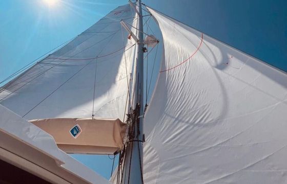 Catamaran Fountain Pajot Astrea 42 12.5m
