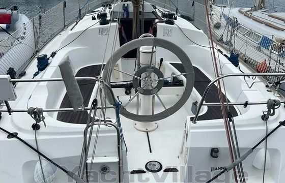 Sailboat JEANNEAU SUN FAST 35 10m