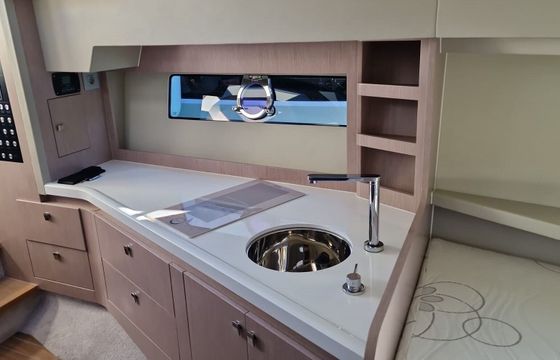Motorboat FOCUS MOTOR YACHTS FORZA 37 520hp
