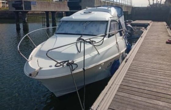 Motorboat Quicksilver Weekend 640 115hp