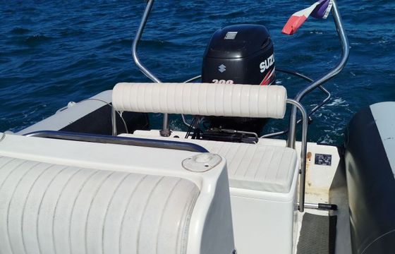 RIB Bombard Explorer 730 DB 200hp
