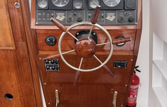 Motorboat Cris Craft Chris-Craft Classic 30 220hp