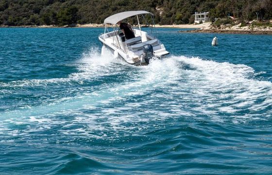 Motorboat Orizzonti Nautilus 130hp